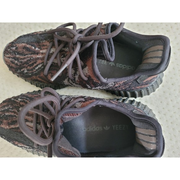 adidas Yeezy Boost 350 V2 Low MX Rock GW3774 SIZE 8 EUC - Picture 7 of 8